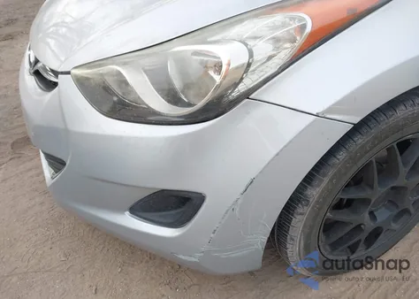 2013 Hyundai Elantra Gls z USA, uszkodzony, nr VIN 5NPDH4AE2DH343543